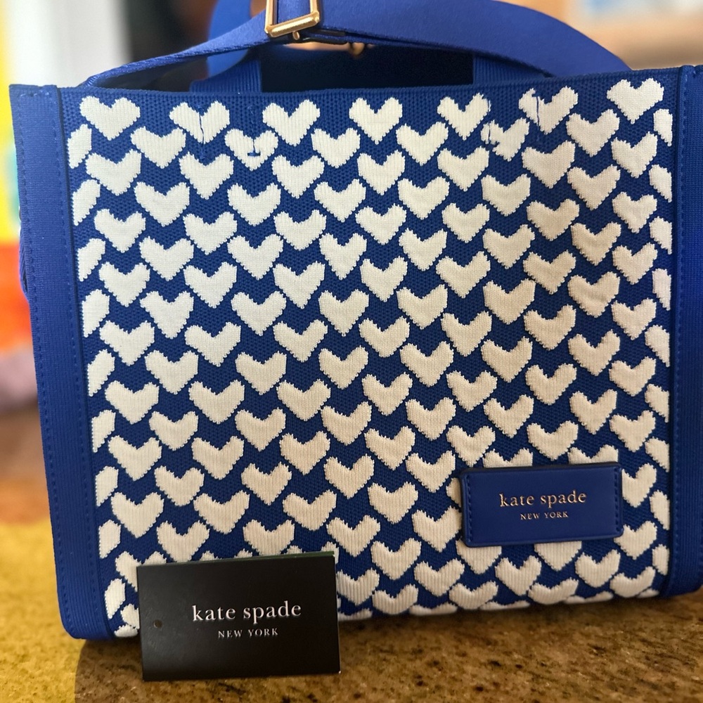 Kate Spade Manhattan Modernist Hearts Jacquard Small Tote, Bluecolor BRAND NEW - Picture 3 of 6